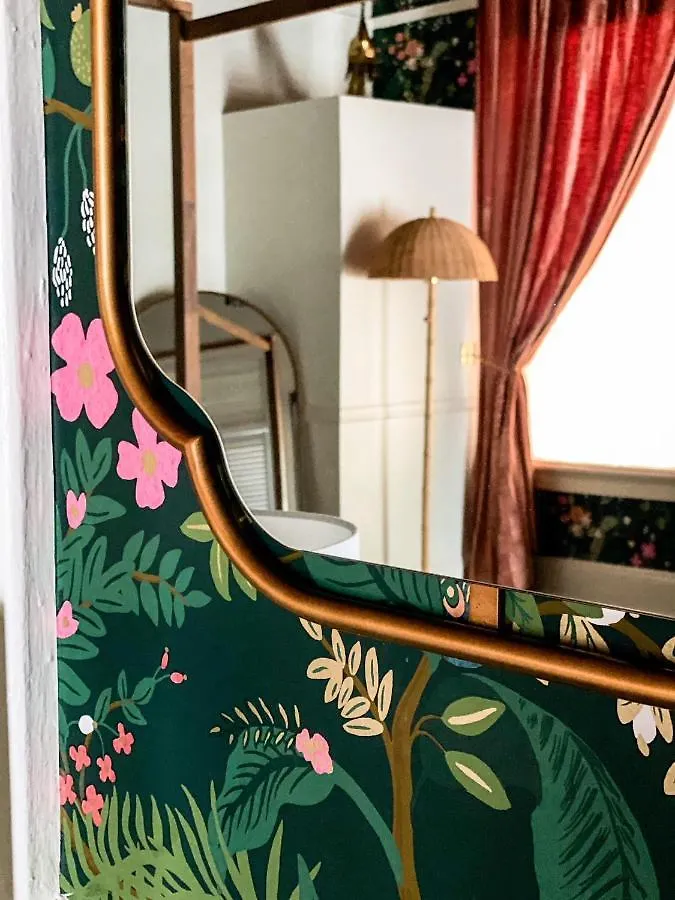 Marreros Guest Mansion - Adult Only Bed and Breakfast Key West