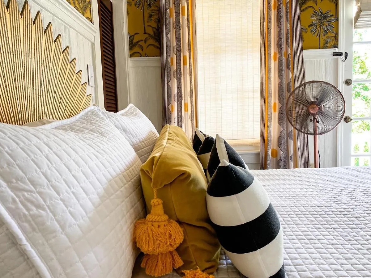 Bed & Breakfast Marreros Guest Mansion - Adult Only Bed and Breakfast Key West