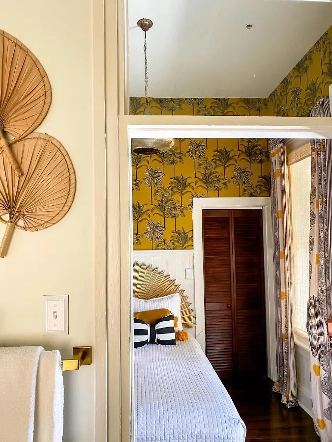 Marreros Guest Mansion - Adult Only Bed and Breakfast Key West USA