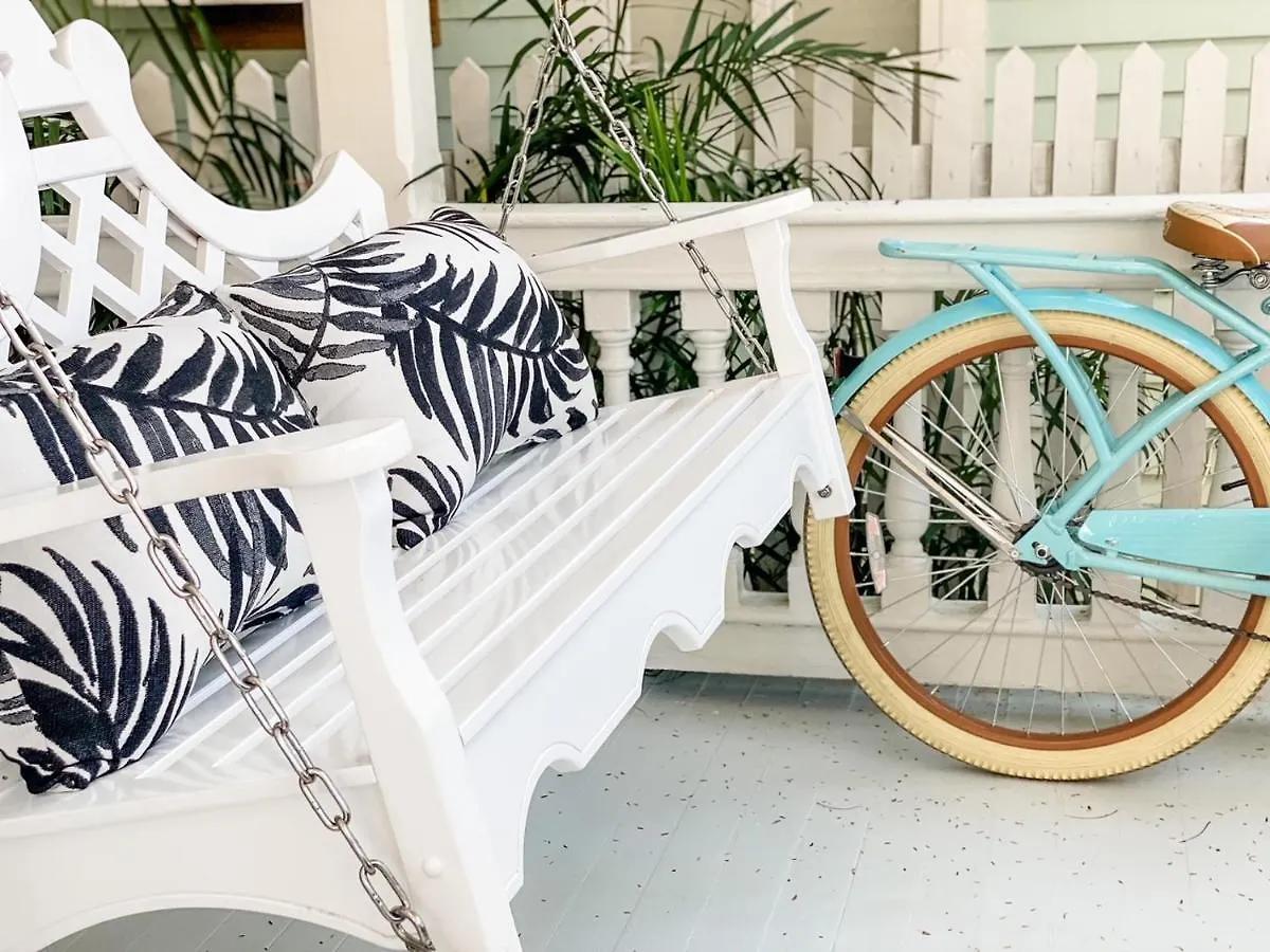 Bed & Breakfast Marreros Guest Mansion - Adult Only Bed and Breakfast Key West