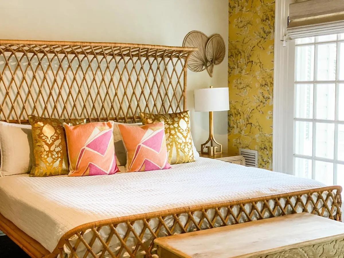 Marreros Guest Mansion - Adult Only Bed and Breakfast Key West
