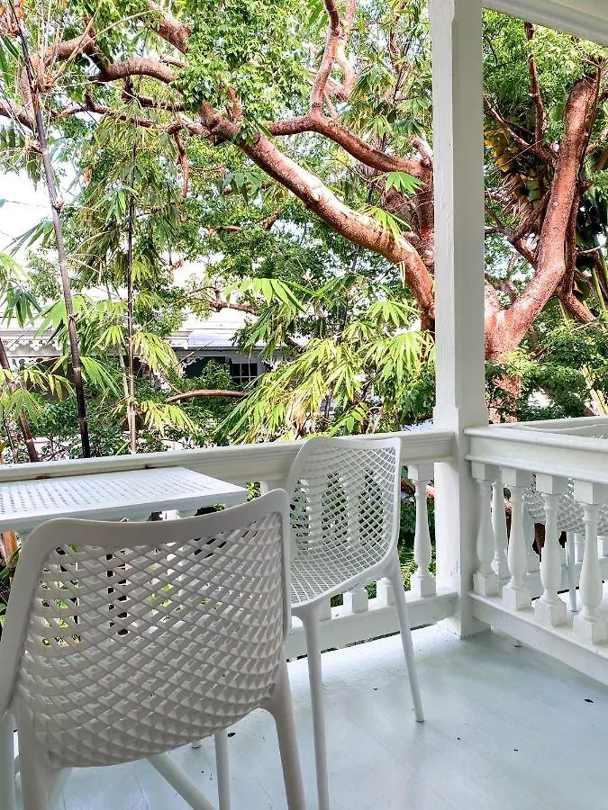 Bed & Breakfast Marreros Guest Mansion - Adult Only Bed and Breakfast Key West